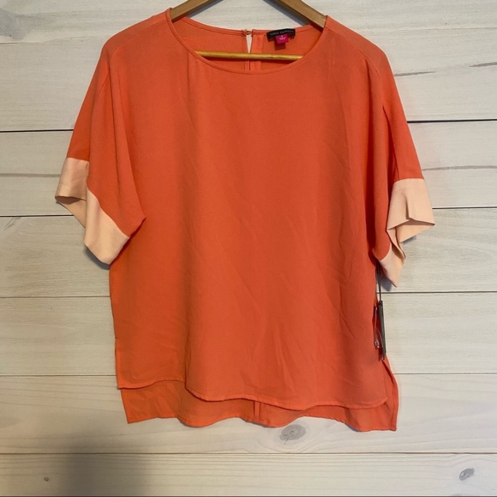 VINCE CAMUTO coral short sleeve blouse sz S